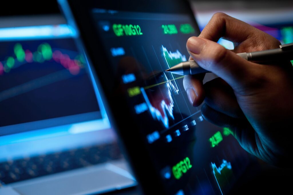 Kev Sib Pauv Nyiaj Hauv Stock Exchange rau Cov Hmoob: Phau Ntawv Qhia Kom Nkag Siab thiab Pib Tau